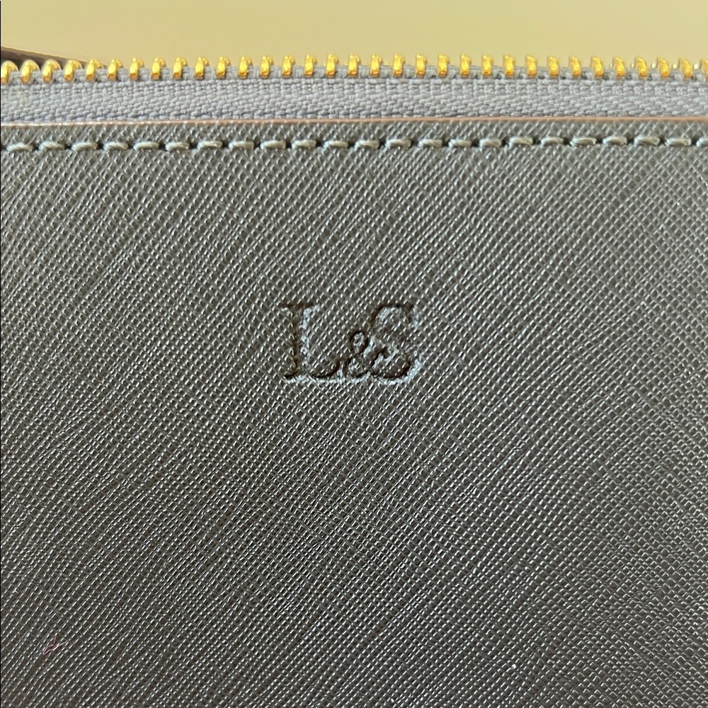Lo & Sons Pearl Convertible Crossbody Saffiano Leather Shoulder Bag Dark Grey - Picture 11 of 13